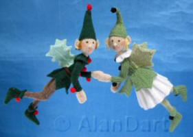 Holly and Ivy Holly and Ivy knitted toys