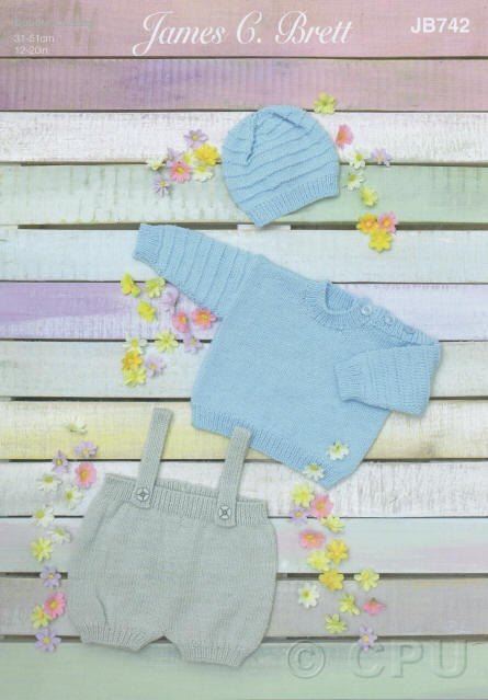 Knitted Sweater, Shorts and Hat