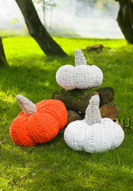 Knitted Birds